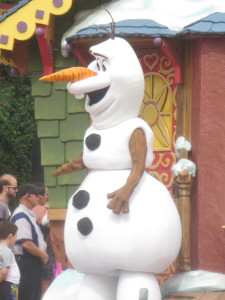 Both girls thought that Olaf looked just as cute in person.  Wish that there had been a meet and greet.