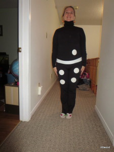 Isn't this a cute idea?  The teachers at school all dressed up as dominos. 